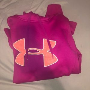 Under Armor Sweatshirt